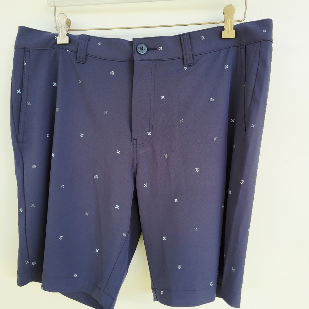 Travis Mathew Not Feeling That Golf Shorts Total Eclipse Size 36 - Picture 2 of 14
